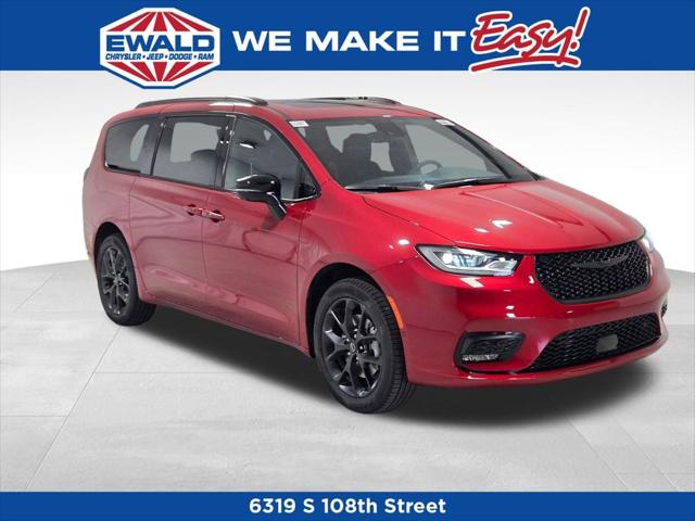 2026 Chrysler Pacifica PACIFICA LIMITED AWD