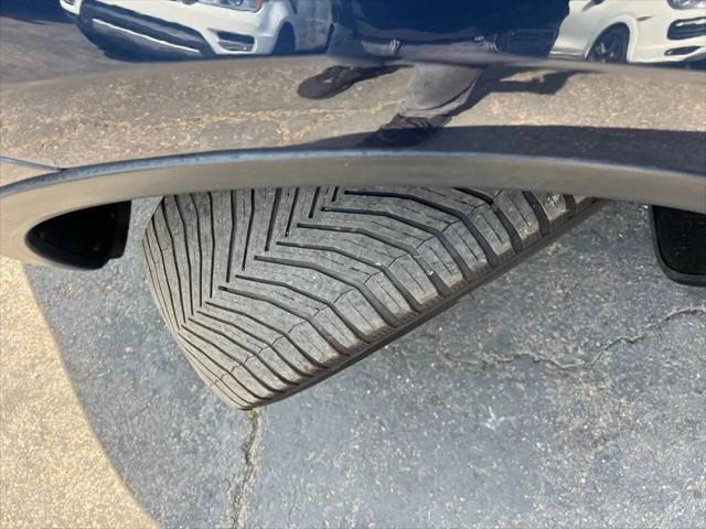 2012 Porsche Cayenne Standard