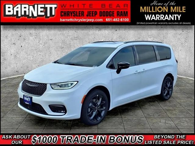 2026 Chrysler Pacifica Limited for sale in White Bear Lake, MN