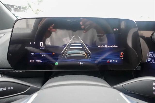 2025 Chevrolet V Blazer eAWD LT
