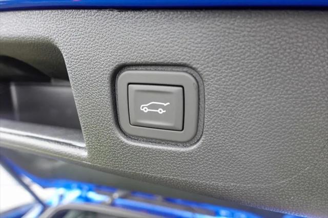 2025 Chevrolet V Blazer eAWD LT
