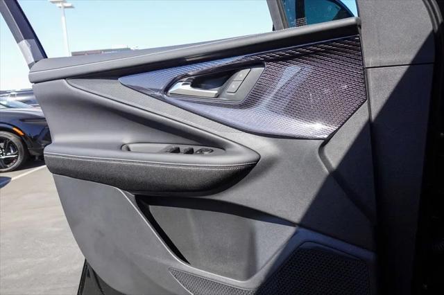 2025 Chevrolet V Blazer RWD LT