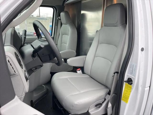 2026 Ford E-350 Cutaway E-Series Cutaway