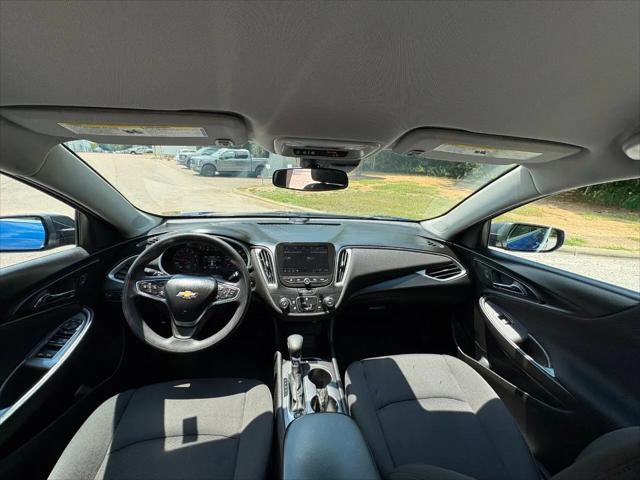 2023 Chevrolet Malibu FWD 1FL