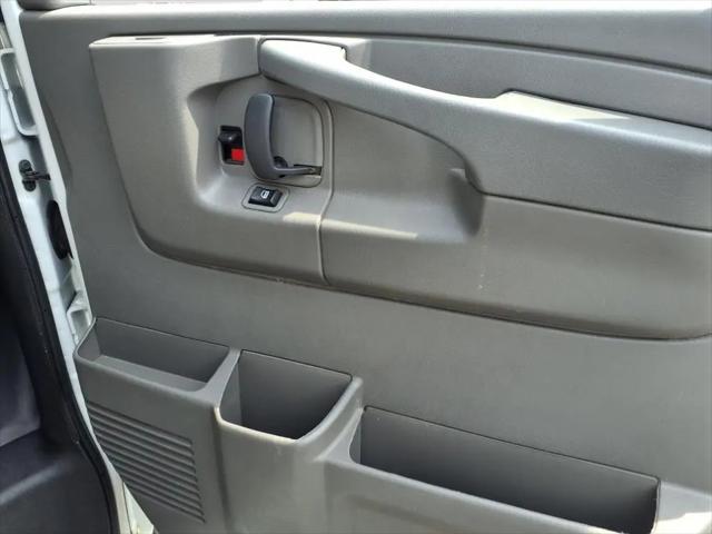 2015 GMC Savana 2500 Work Van