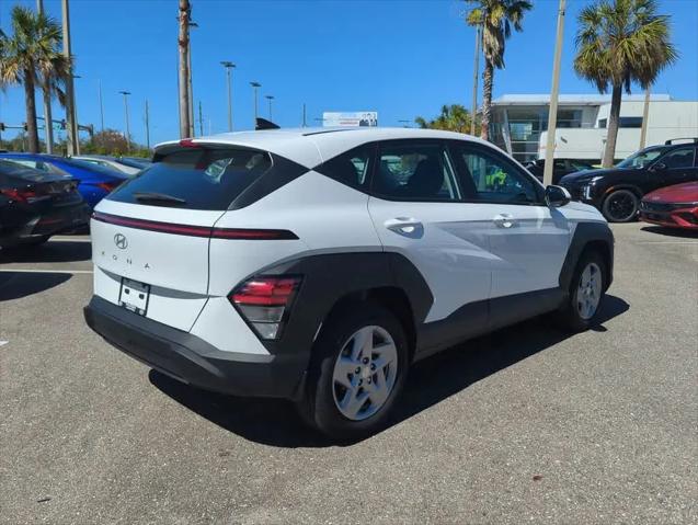 2025 Hyundai Kona SE