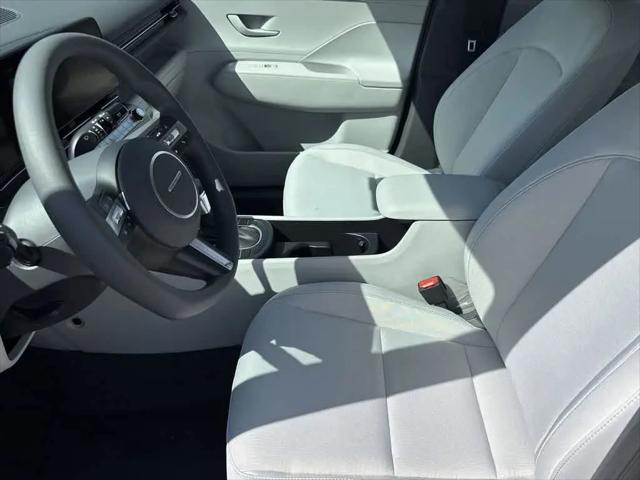 2025 Hyundai Kona SE