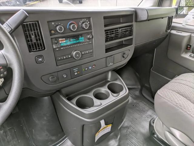 2025 GMC Savana Cargo RWD 2500 Regular Wheelbase Work Van