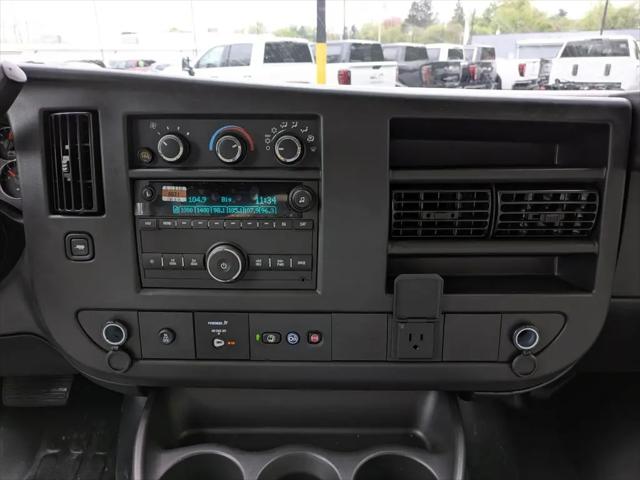 2025 GMC Savana Cargo RWD 2500 Regular Wheelbase Work Van