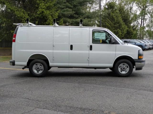 2025 GMC Savana Cargo RWD 2500 Regular Wheelbase Work Van