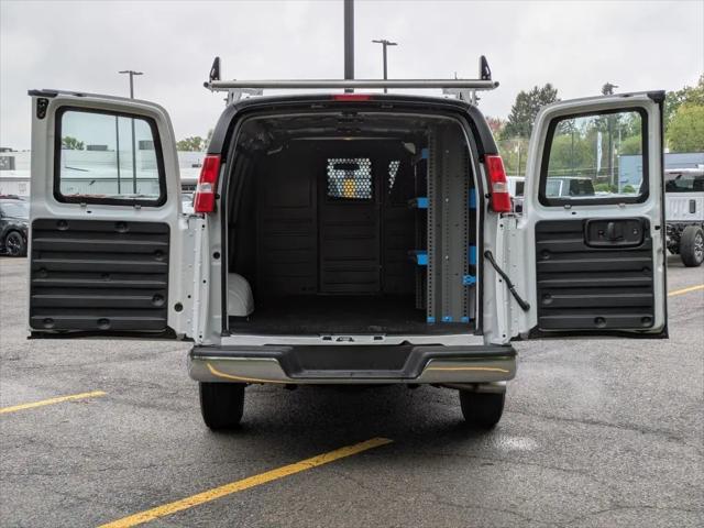 2025 GMC Savana Cargo RWD 2500 Regular Wheelbase Work Van