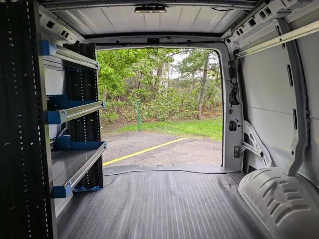 2025 GMC Savana Cargo RWD 2500 Regular Wheelbase Work Van