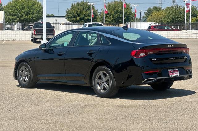 2023 Kia K5 LXS - Photo 8