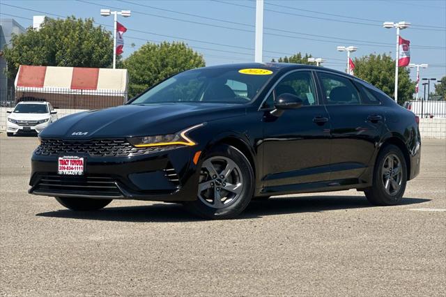 2023 Kia K5 LXS - Photo 11