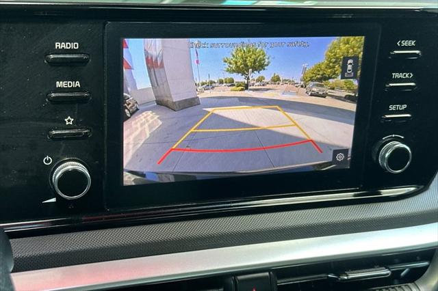 2023 Kia K5 LXS - Photo 22