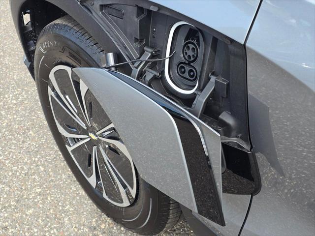 2025 Chevrolet V Blazer RWD LT