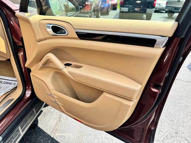 2012 Porsche Cayenne Base