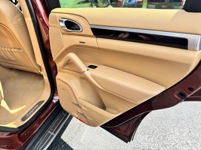 2012 Porsche Cayenne Base