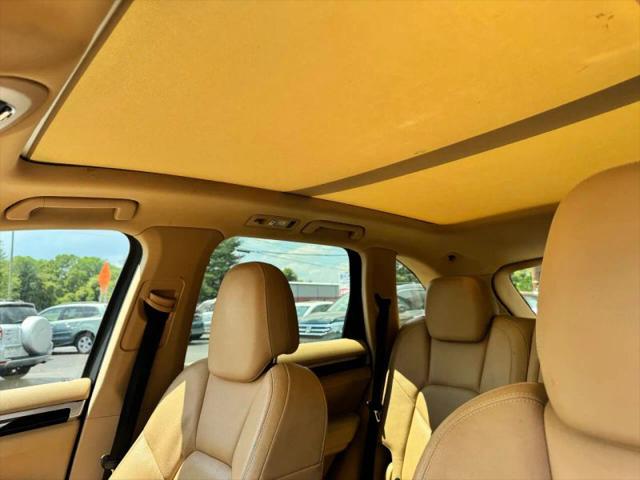 2012 Porsche Cayenne Base