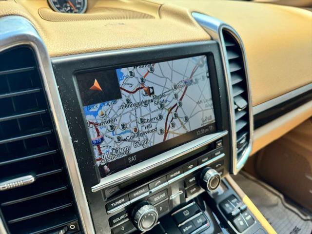 2012 Porsche Cayenne Base