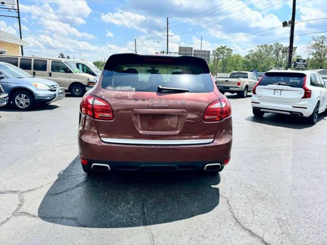 2012 Porsche Cayenne Base