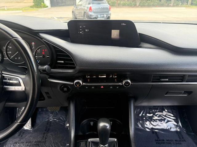 2022 Mazda Mazda3 Premium