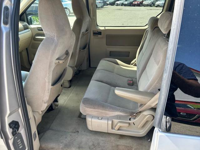 2005 Ford Freestar SES