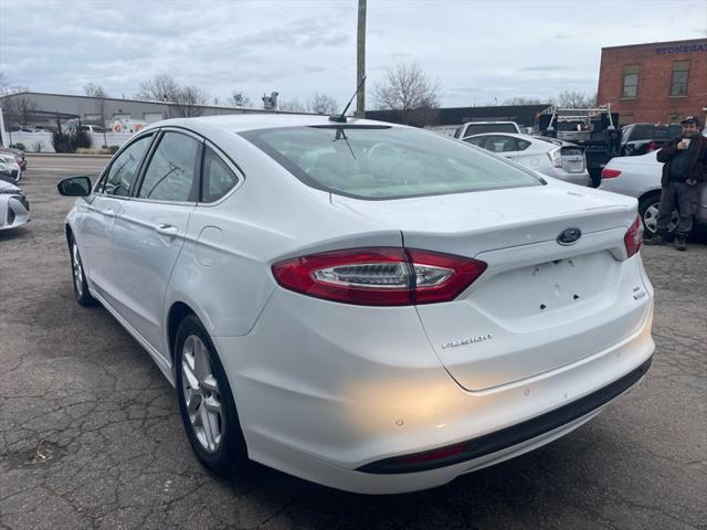 2015 Ford Fusion SE