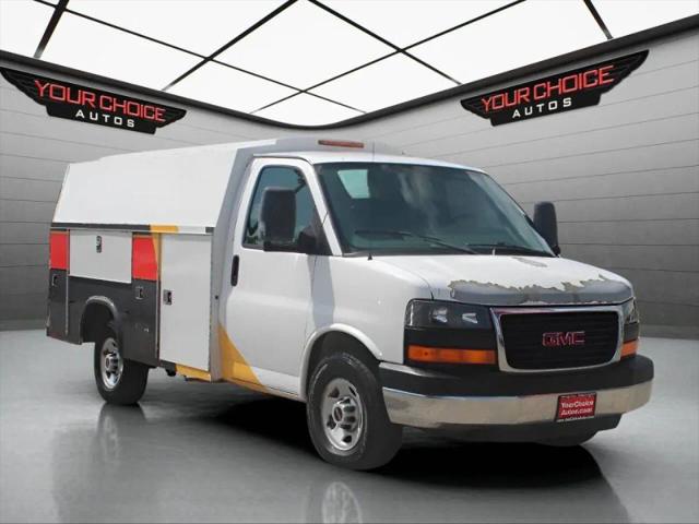 2009 GMC Savana Cutaway Work Van