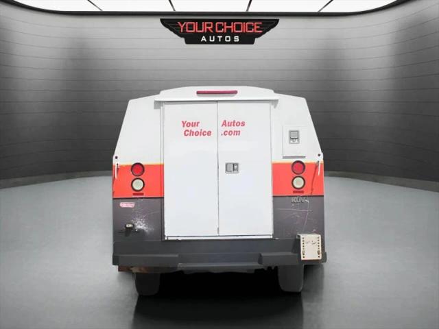 2009 GMC Savana Cutaway Work Van