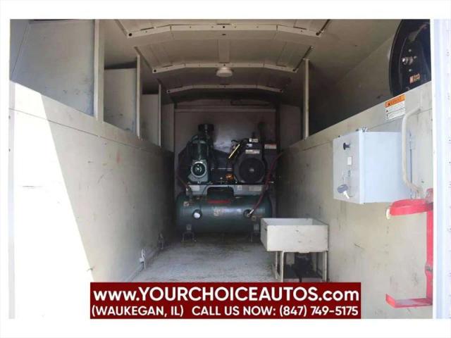 2009 GMC Savana Cutaway Work Van