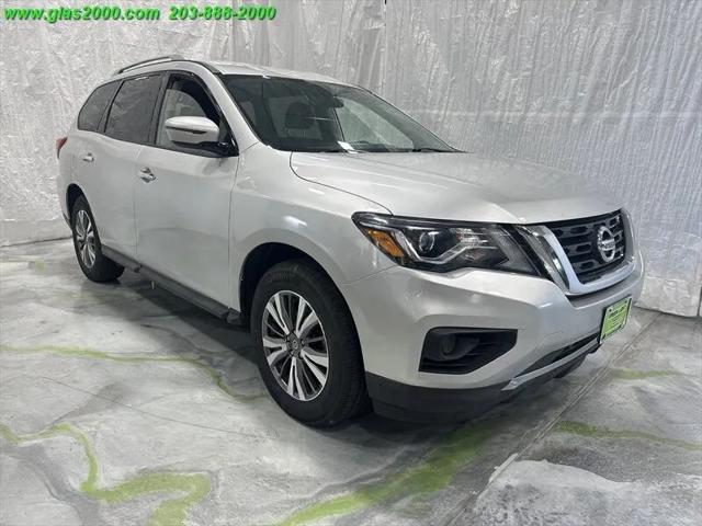 2020 Nissan Pathfinder S 4WD