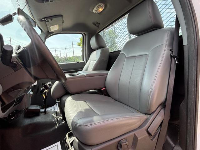 2011 Ford F-550 XL