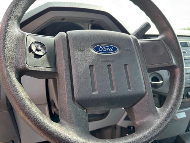 2011 Ford F-550 XL