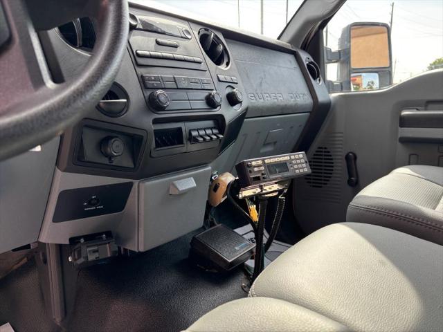 2011 Ford F-550 XL