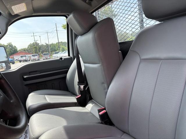 2011 Ford F-550 XL