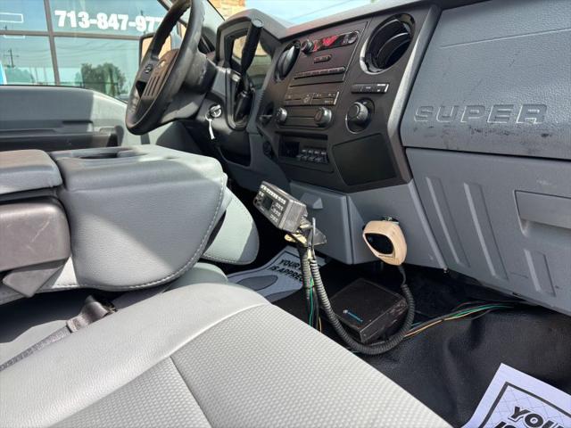2011 Ford F-550 XL
