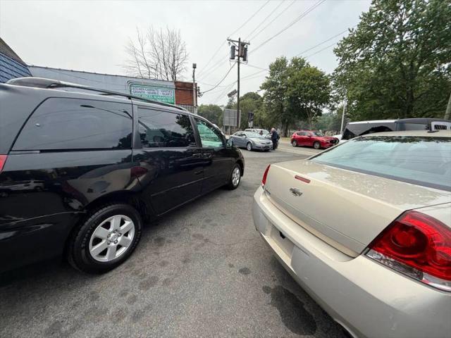 2010 Toyota Sienna LE