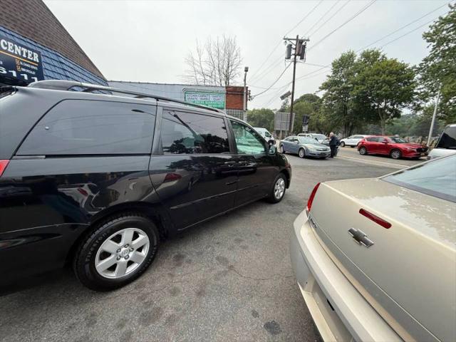 2010 Toyota Sienna LE