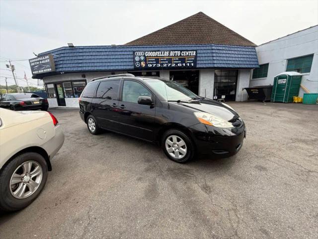 2010 Toyota Sienna LE