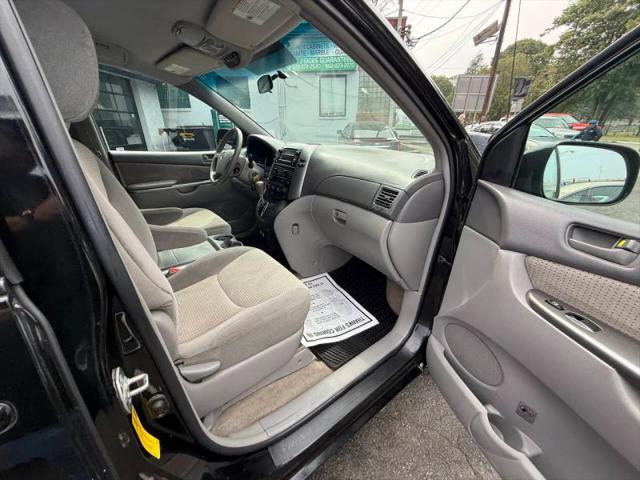 2010 Toyota Sienna LE