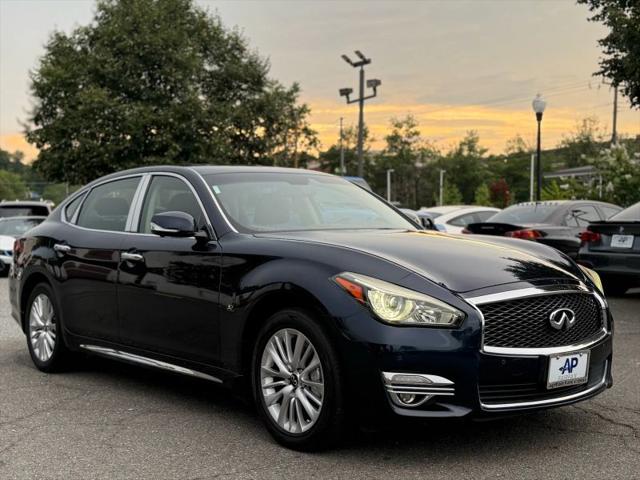 2016 INFINITI Q70L 3.7X