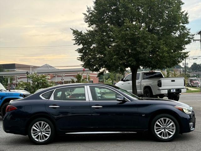 2016 INFINITI Q70L 3.7X