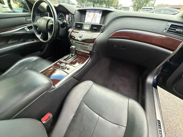 2016 INFINITI Q70L 3.7X