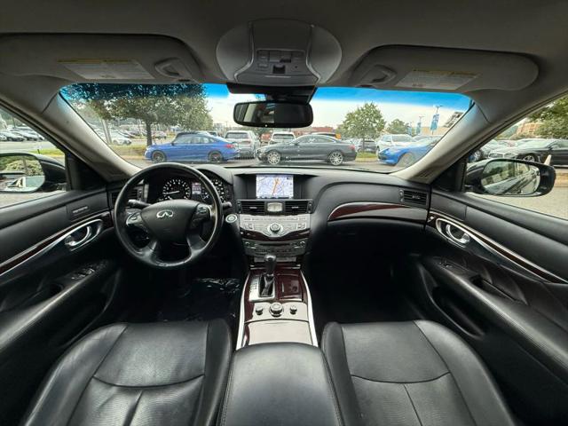 2016 INFINITI Q70L 3.7X