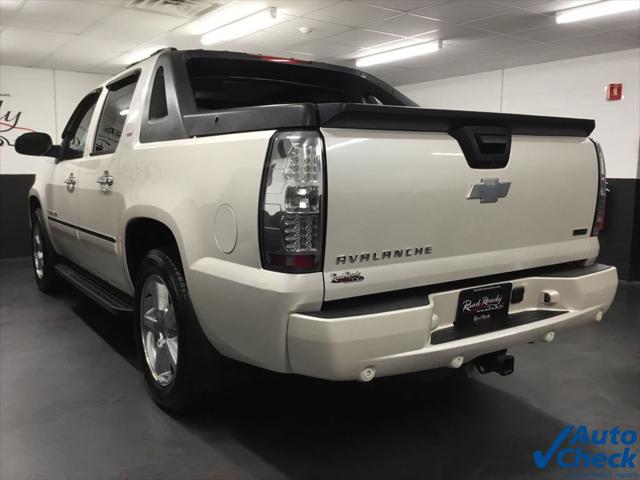 2011 Chevrolet Avalanche LTZ