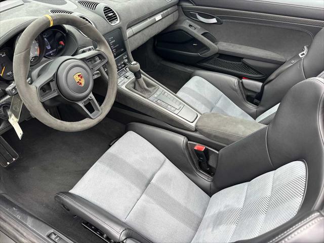 2024 Porsche 718 Spyder RS