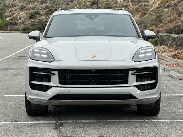 2025 Porsche Cayenne E-Hybrid S