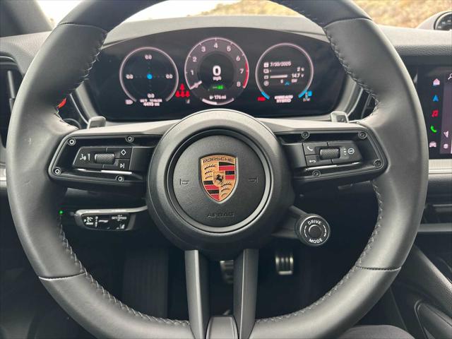 2025 Porsche Cayenne E-Hybrid S