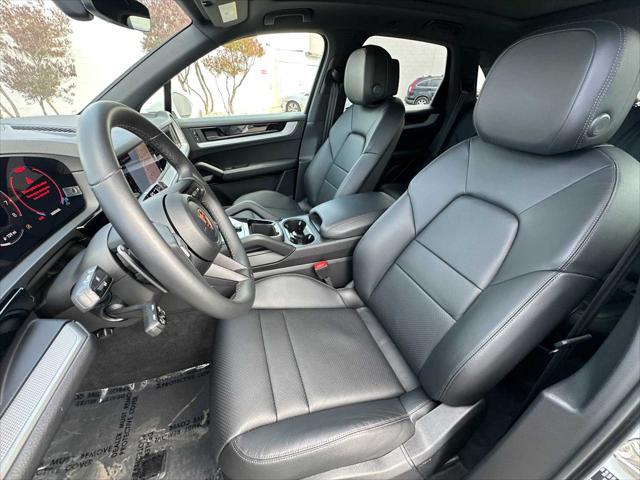 2025 Porsche Cayenne AWD